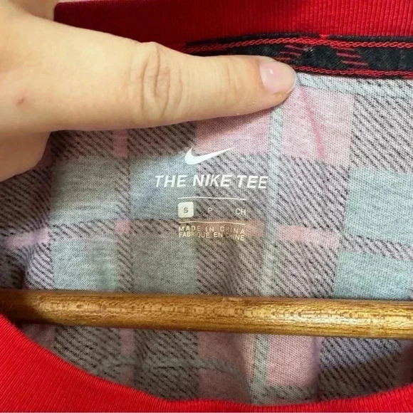 Nike plaid boxy cropped top  tee Streetwear athleisure S - Picture 3 of 5